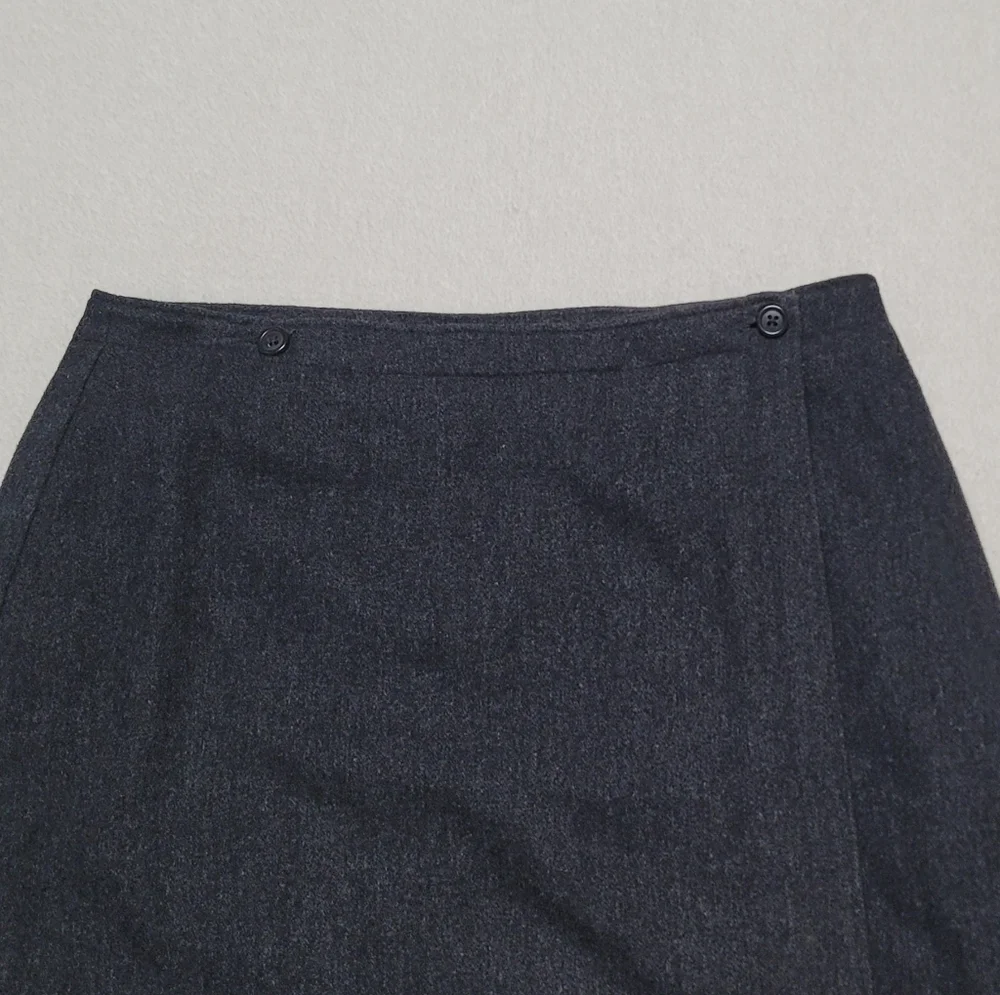 90s Vintage GAP Charcoal Gray Wool Blend Micro Mini Wrap Skirt 6 - Picture 3 of 10